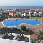 Stunning 2 Bedroom Apartment With Full View Of The Sea And Marina , Full Sun