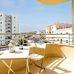 Cozy Apartment Playa Paraiso, Pool