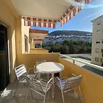 Los Angeles. Los Cristianos. Free Wifi