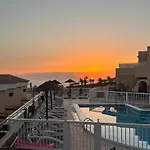 Paulmarie Apartment With Sunny Terrace Ocean View