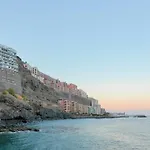 Beachfront Seaview Oasis