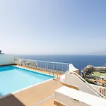 Home2Book Miami Views Apt & Pool, Tabaiba