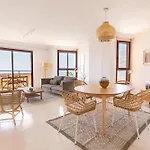 Radazul Beachfront Apartment