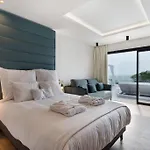 7 Bedroom Villa - By Apricus Holidays