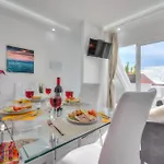 Colina 108A Acogedor Apt Con Terraza Y Piscina