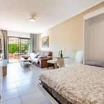 Anele Apartment