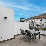 Karat Villa Portofino
