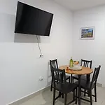 Alojamientos Kyomu El Pilar 2