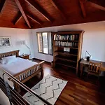 Casa Tagoro, Facing The Ocean