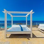 Lovely Apartment In Callao Salvaje