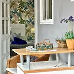 City Center Studio Penthouse Near The Beach