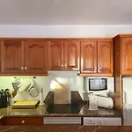 Apartment With Pool And Sea View