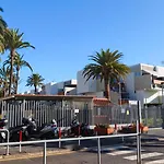 Moderno Estudio Con Piscina En Arona - Ideal Para Parejas
