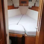Cozy Sailboat Experience