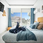 Stylish Studio With Ocean View And Pool, Ponderosa, 322