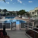 Oasis-Family Townhouse