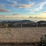 La Vista Al Mar
