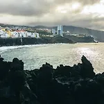 Puerto Nest Hostel