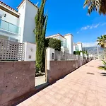 Villa Con Vista Al Mar Y Piscina Privada