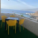 Penthouse Apt With Ocean Views For Couples And Sports Lovers