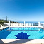 Chalet Con Piscina Privada En El Sauzal