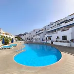 Sunlit Isle - Heated Pool, Fibre Net, Los Cristianos