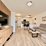 Paulmarie Apartment Lounge Ocean View