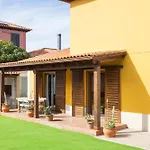 Home2Book Spacious Family Getaway, Private Pool