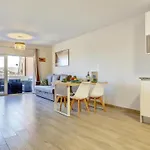 Amplio Apartamento Con Terraza Soleada, Piscina Y Wifi - Es-347-49