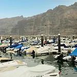 Home2Rest At Los Gigantes - 1 Min To Beach, Restaurants, City Center - 1Bdr