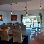 Villa Rural Casa Blanca By Tenerife Rental & Sales