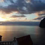 Acantilados De Los Gigantes, Islas Canarias, Espana