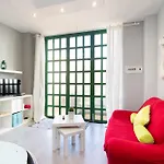 Home2Book Charming Sea Front House