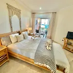 El Nautico Apartment
