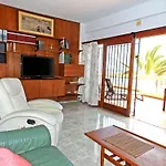 Ferienhaus In Direkter Strandlage Mit Terrasse