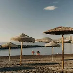 Apartamento En Primera Linea De Playa - Las Chicas