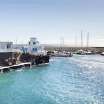 Live Candelaria Serviola With Balcony