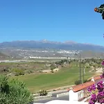 Colina Golf Excellent Holiday Home With Heated Pool