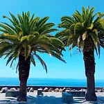Stunning 2-Bed House In Puerto De La Cruz
