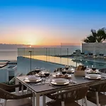 Karat Villa Zambrano