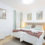 Piso Centrico Y Confortable 3 Habitaciones
