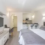 Premium Studio With Pool In Puerto De La Cruz Summa Haus