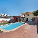 Casa Tenades