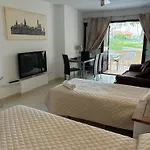 Holiday Studio Apartment In Castle Harbour , Los Cristianos