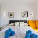 Apartment With Ocean Views & Pool In Colina Blanca, Costa Adeje
