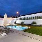 Nuevo Gorvorana 3 - Piscina Privada, Bbq