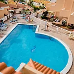 Paradise Court Suites