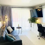 Large Terrace Jardin Apartment