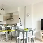 Pambnb - Cozy Seaview Apartment With Gym & Kids Park