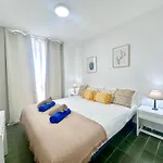 2The Best Location - Las Americas & Parking